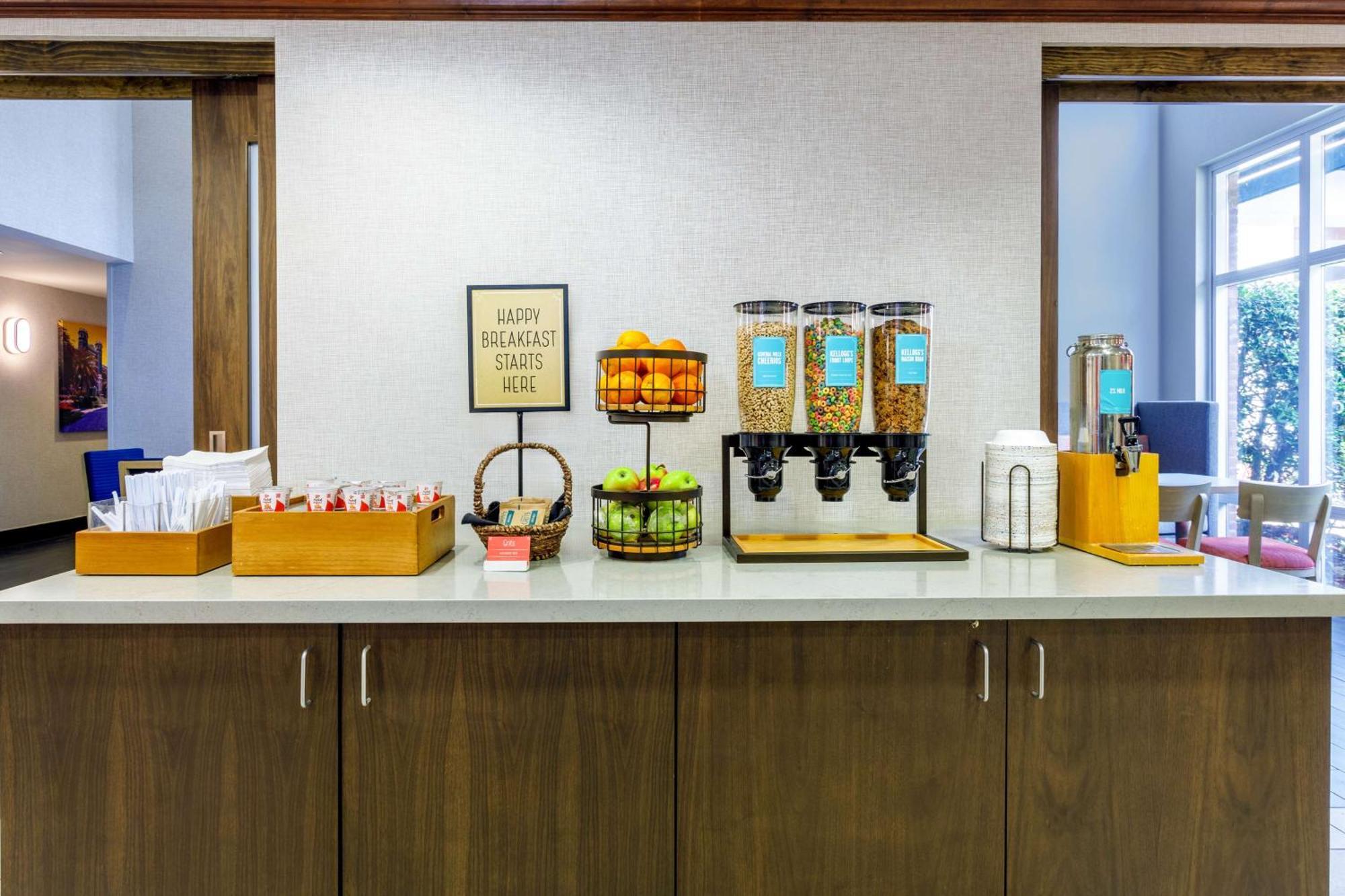 Hampton Inn & Suites Tallahassee I-10-Thomasville Road Екстериор снимка