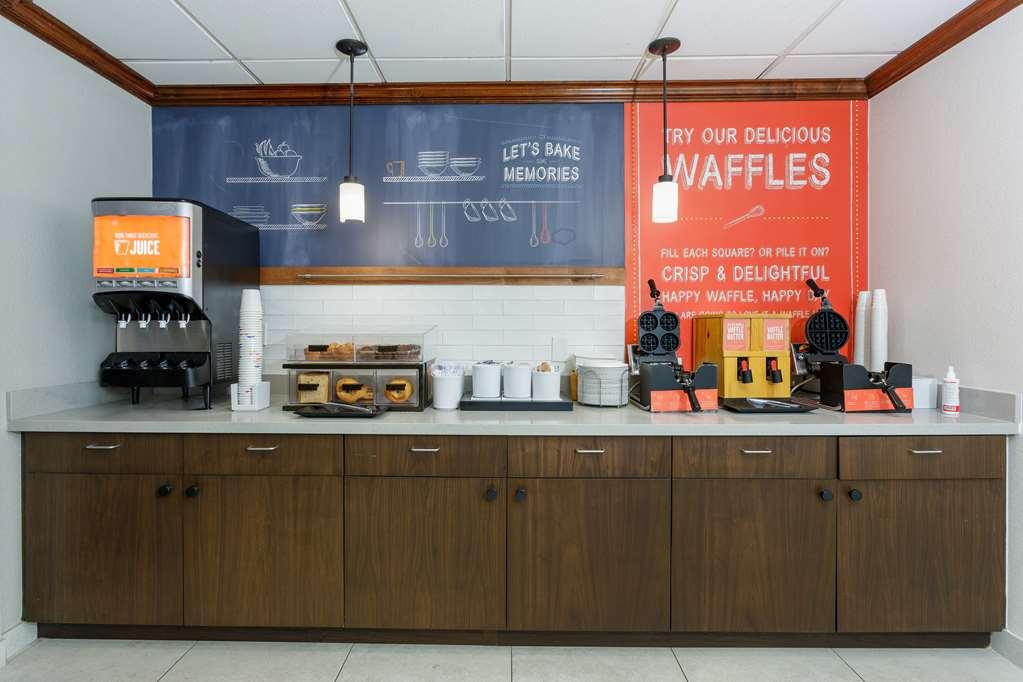 Hampton Inn & Suites Tallahassee I-10-Thomasville Road Ресторант снимка