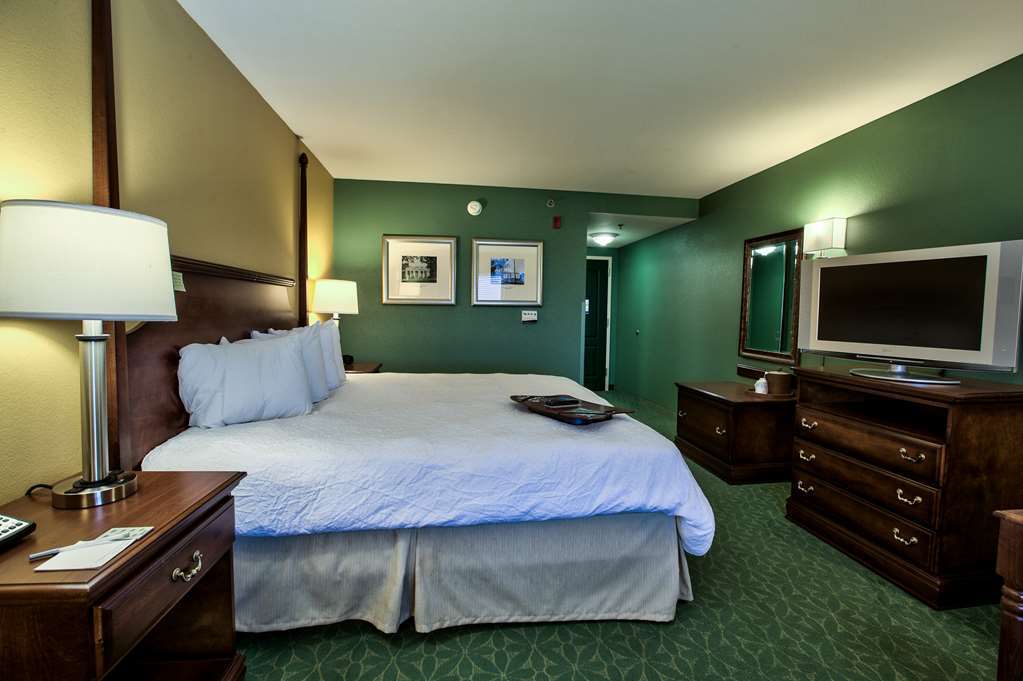 Hampton Inn & Suites Tallahassee I-10-Thomasville Road Стая снимка